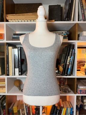 Classic Scoop Neck Tank Top - Gray